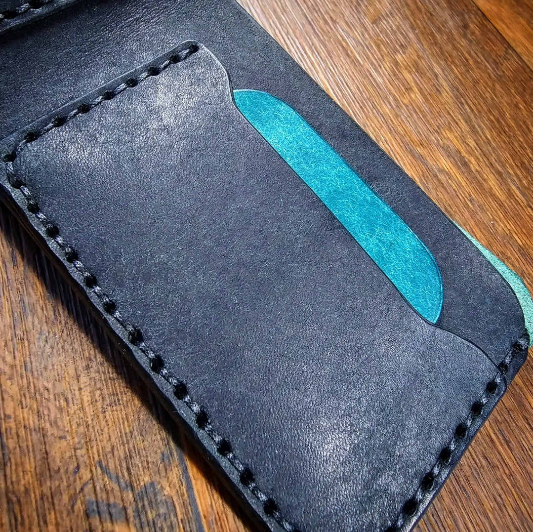 Taniwha - Bi-fold Wallet