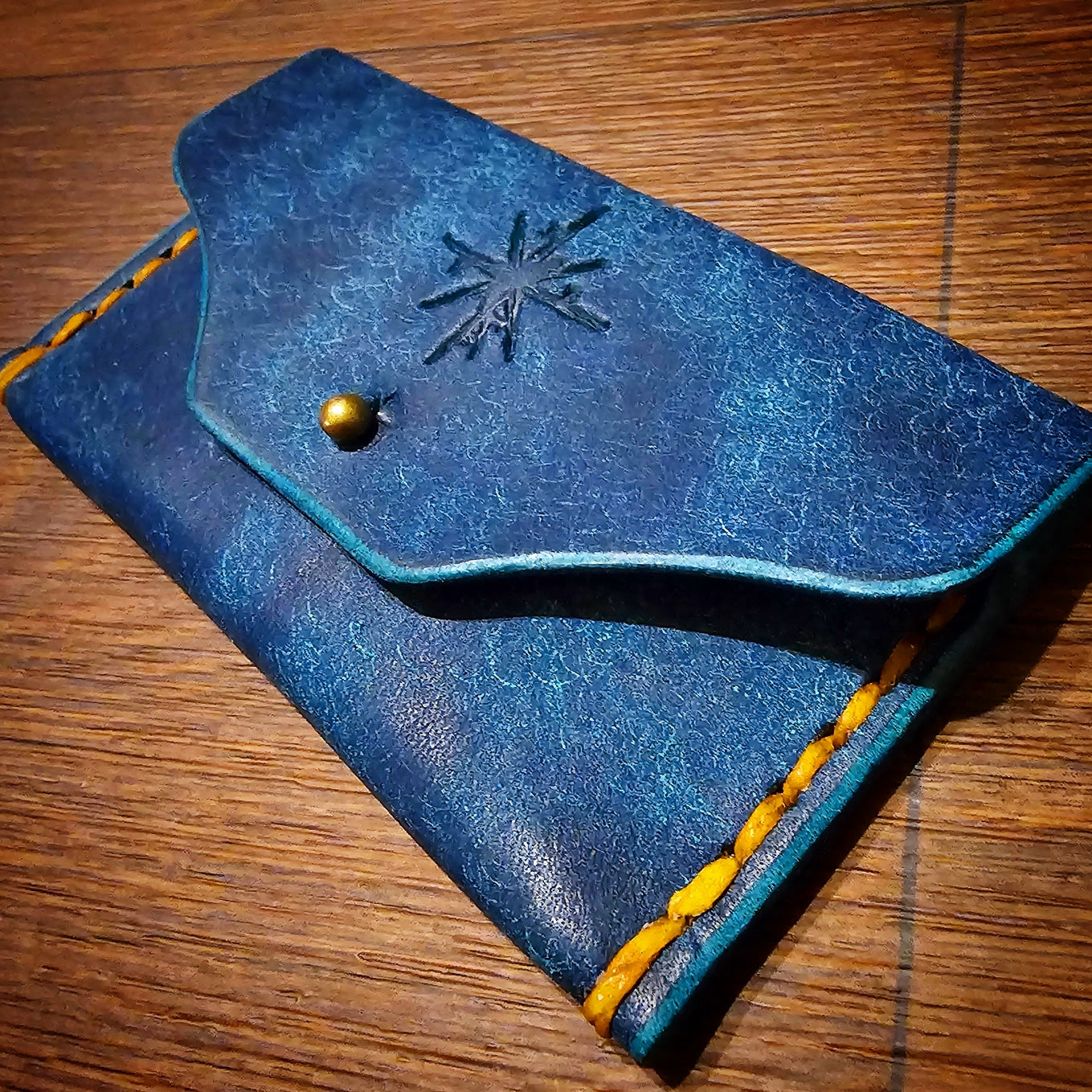 Naga - Business Card Case